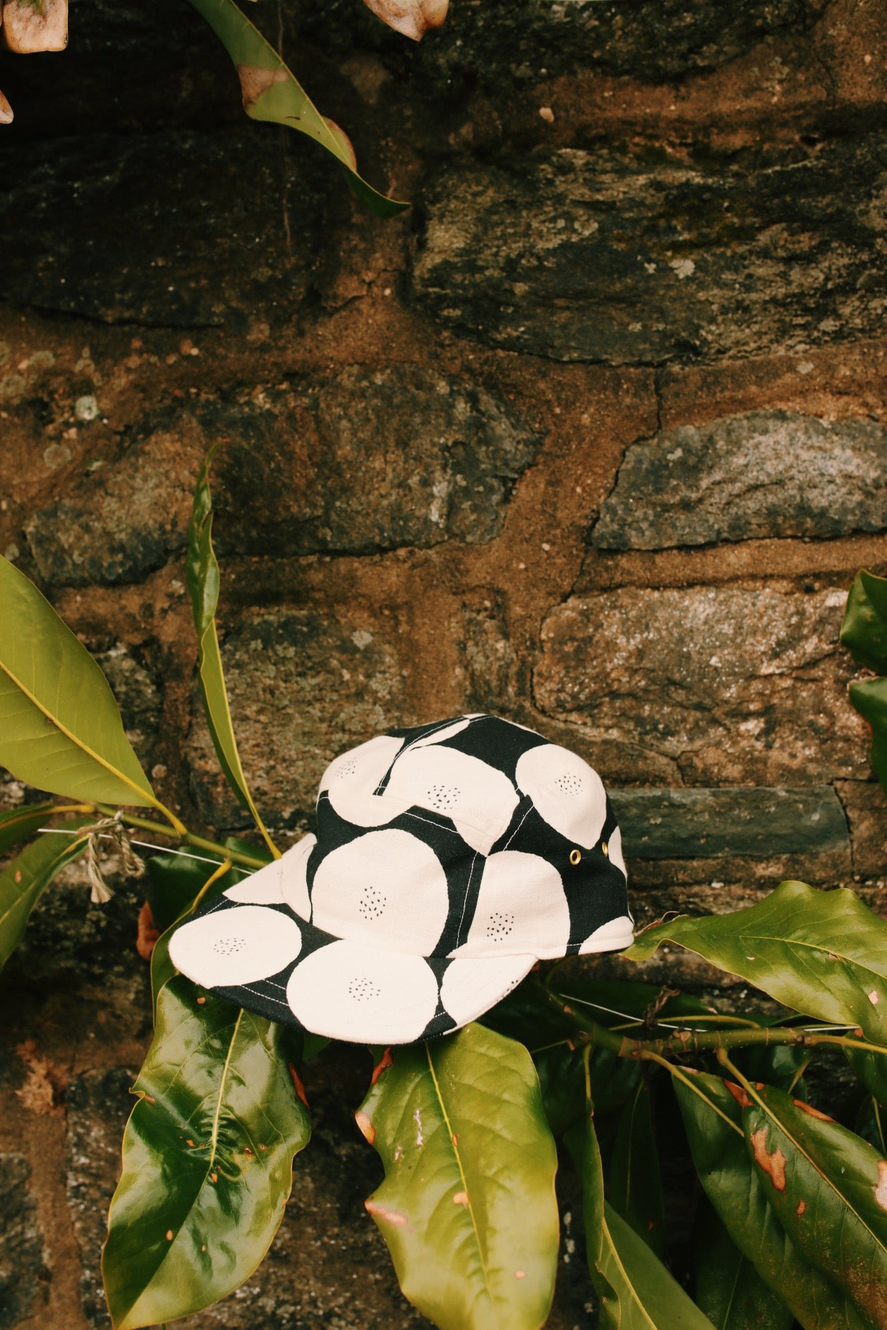 Spot print 5-panel hat