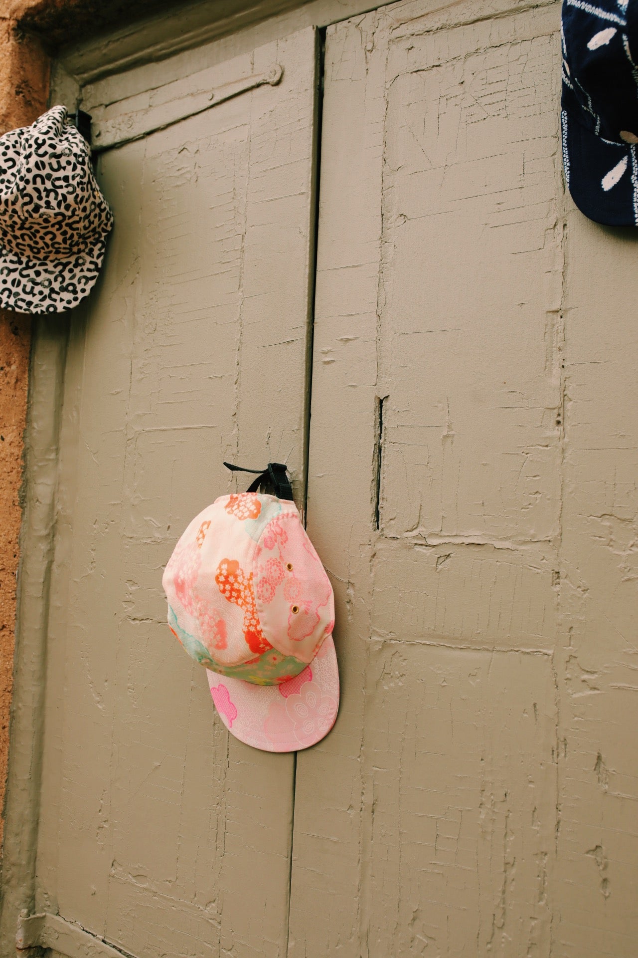 Vintage floral mix print 5-panel hat