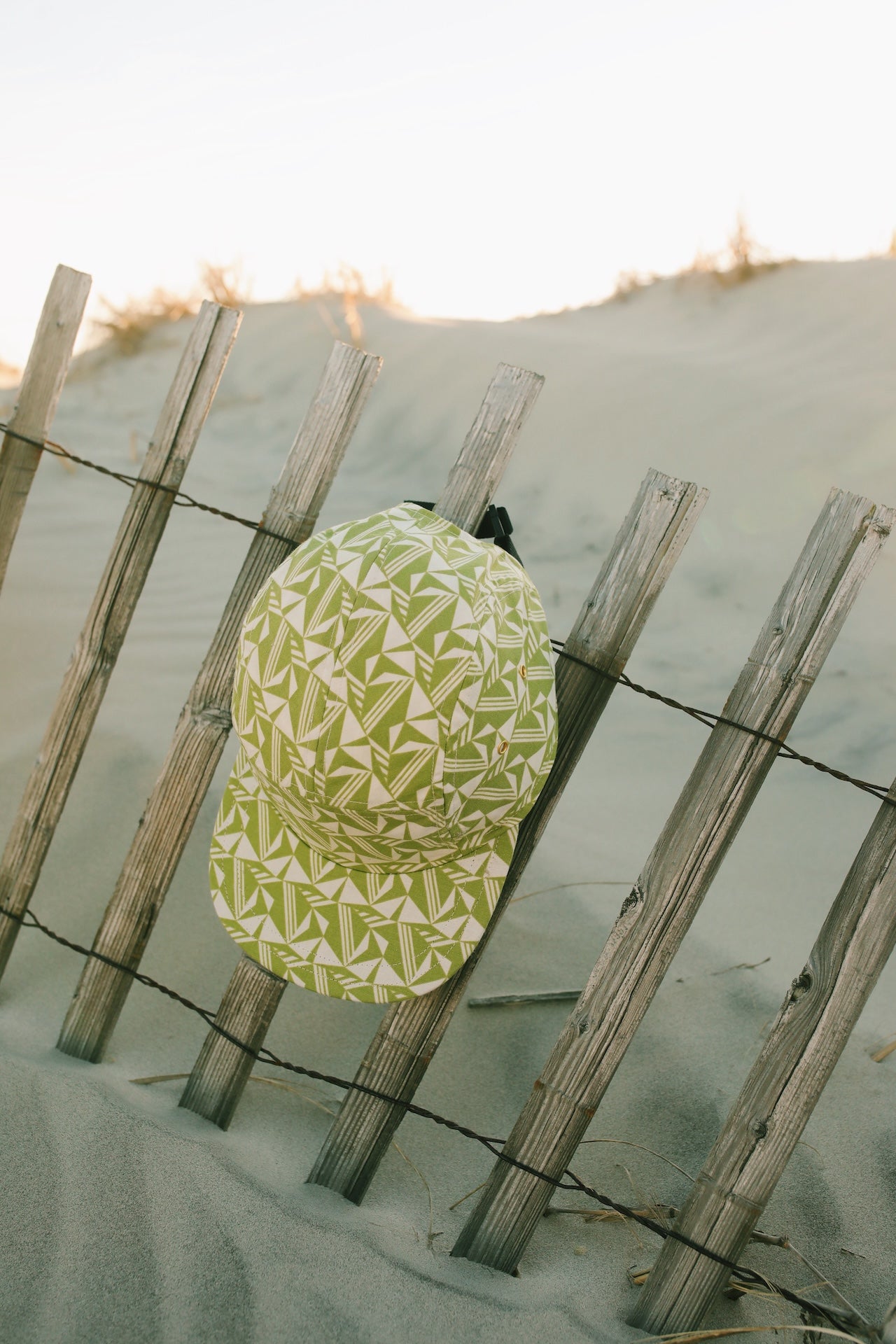 Green pinwheel print 5-panel hat