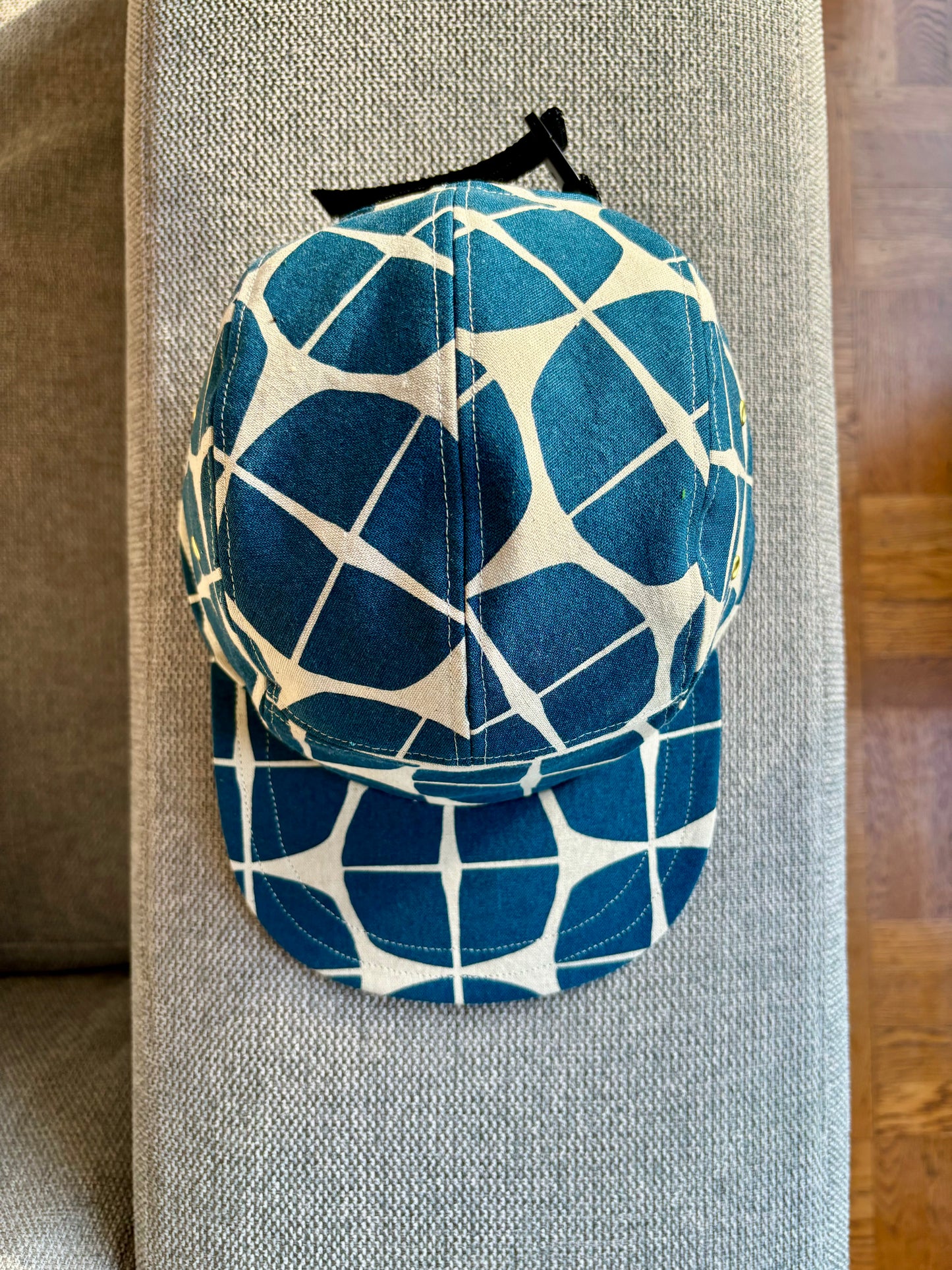 Sand dollar print 5-panel hat