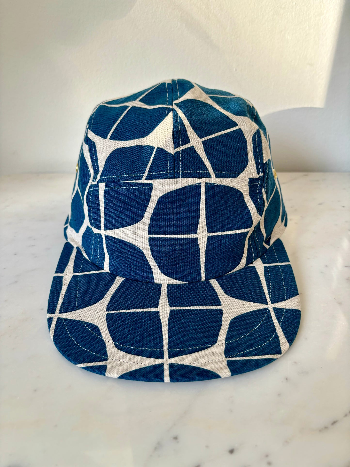 Sand dollar print 5-panel hat