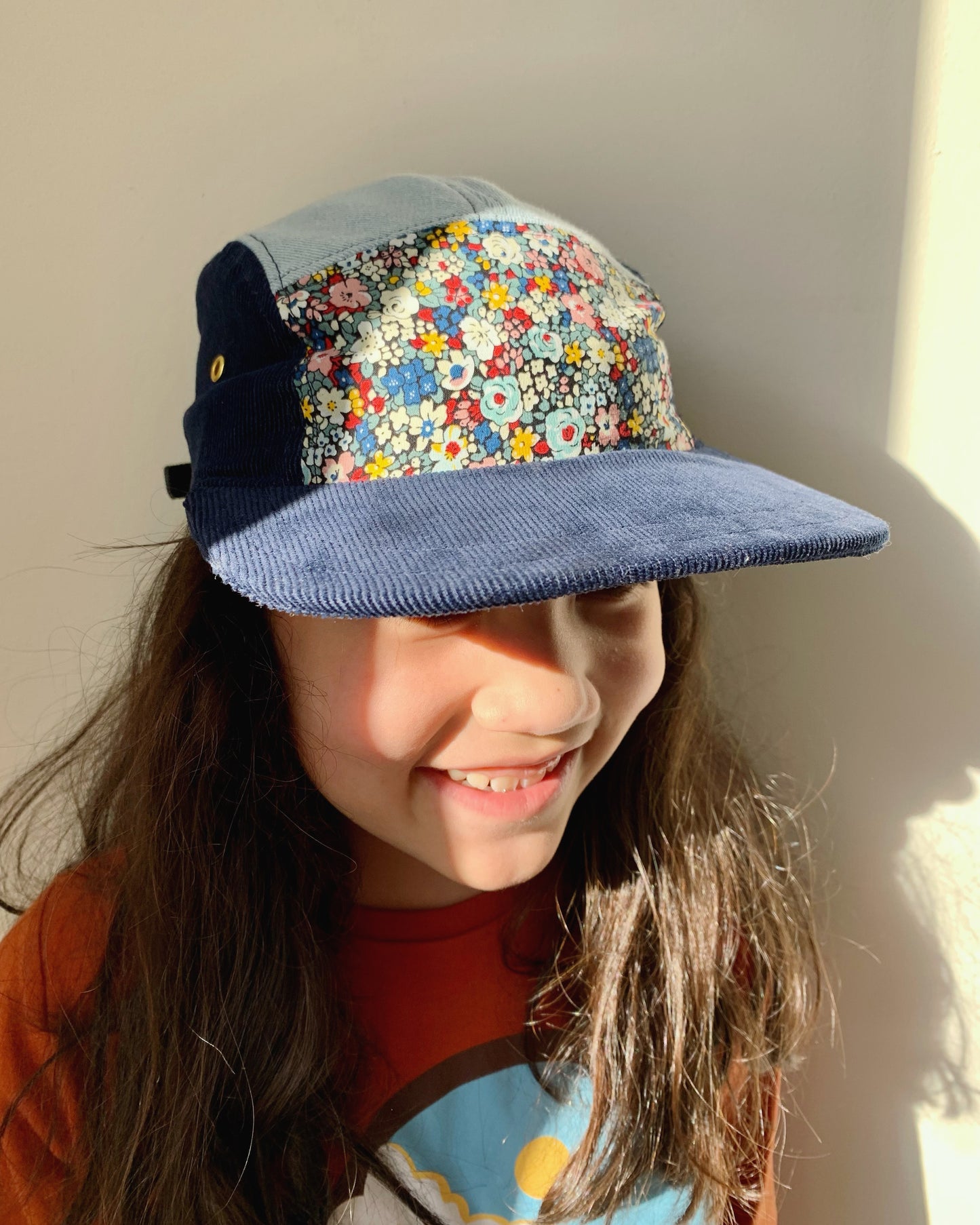 Corduroy floral mix 5-panel hat