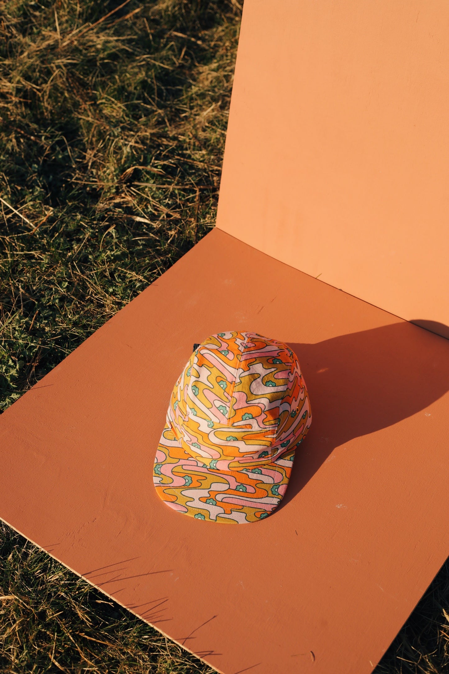 Groovy print 5-panel hat