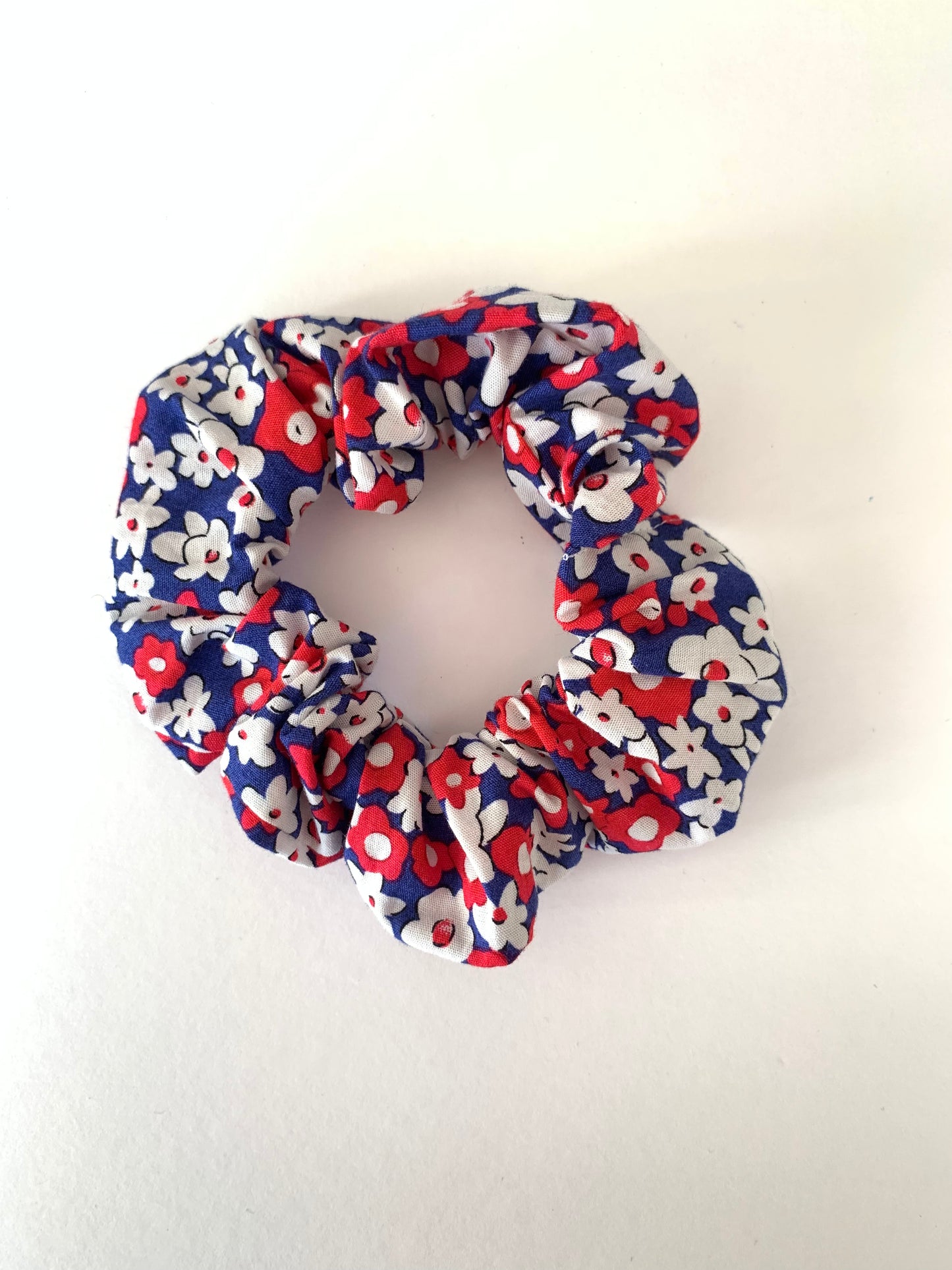 Fabric scrap scrunchies