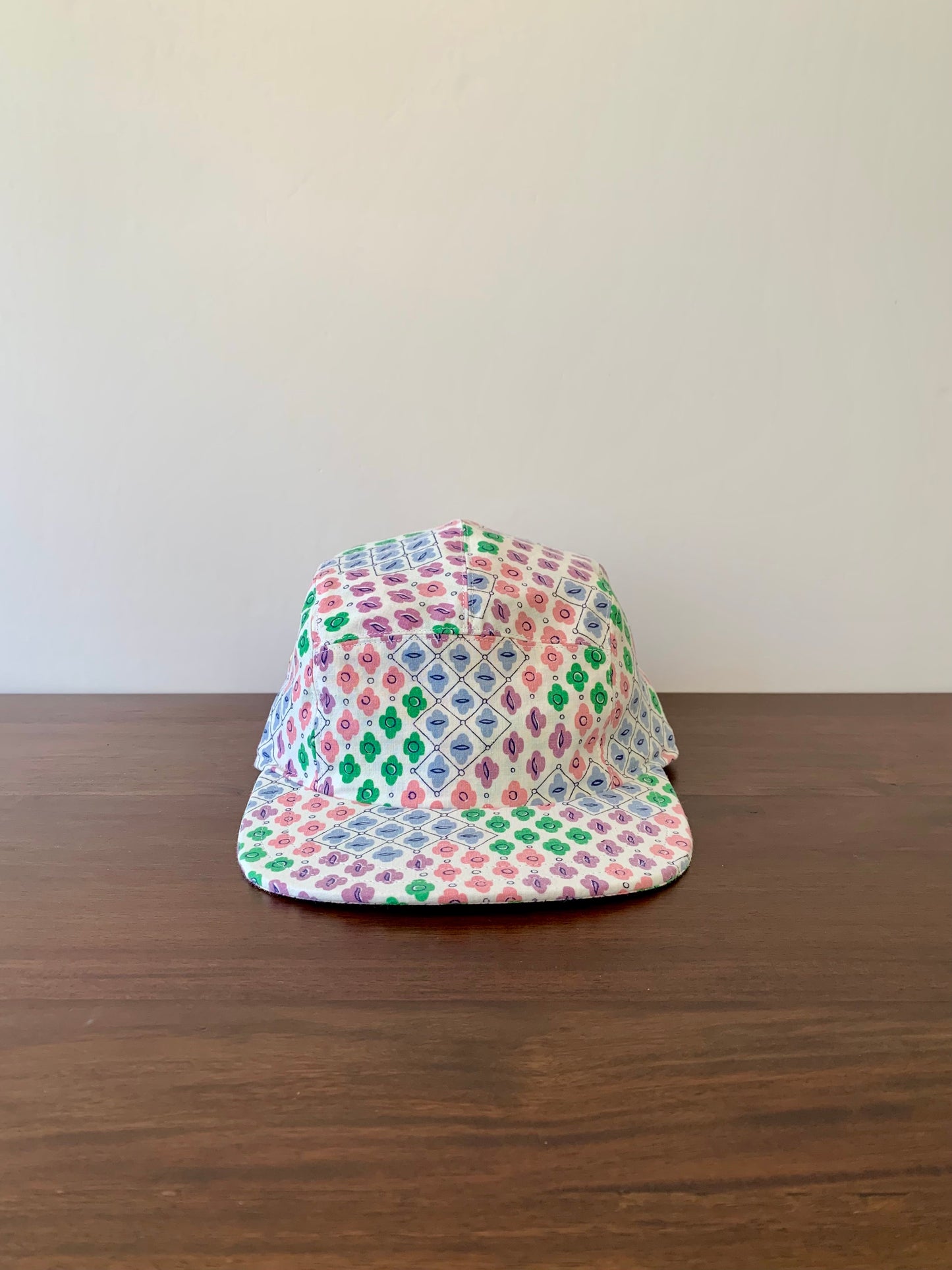 Vintage diamond print 5-panel hat