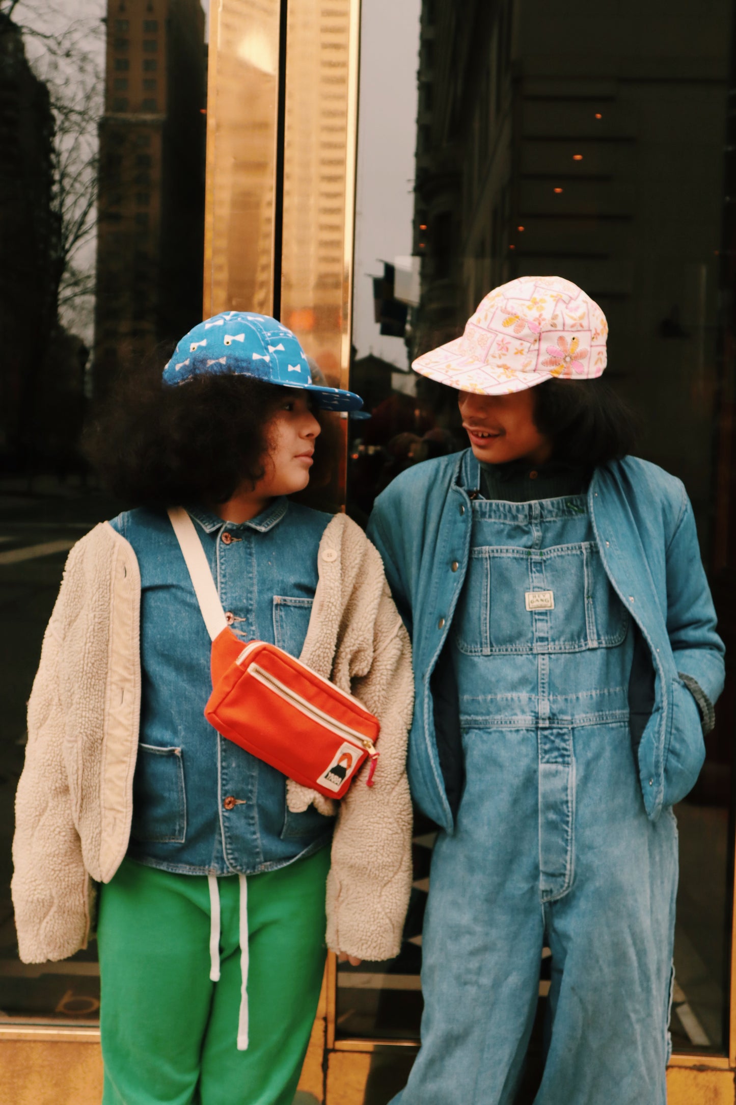 Blue/white bow print 5-panel hat