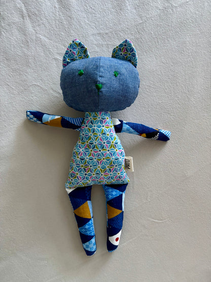 Fabric scrap cat