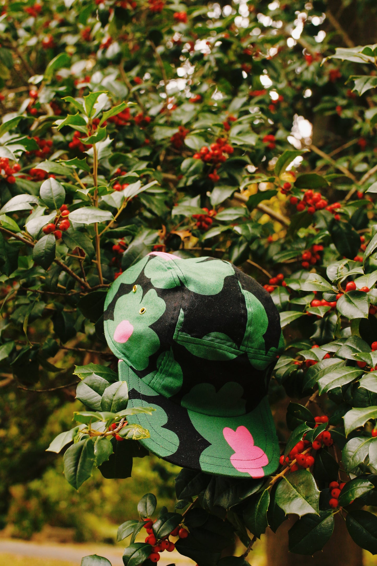 Green floral print 5-panel hat