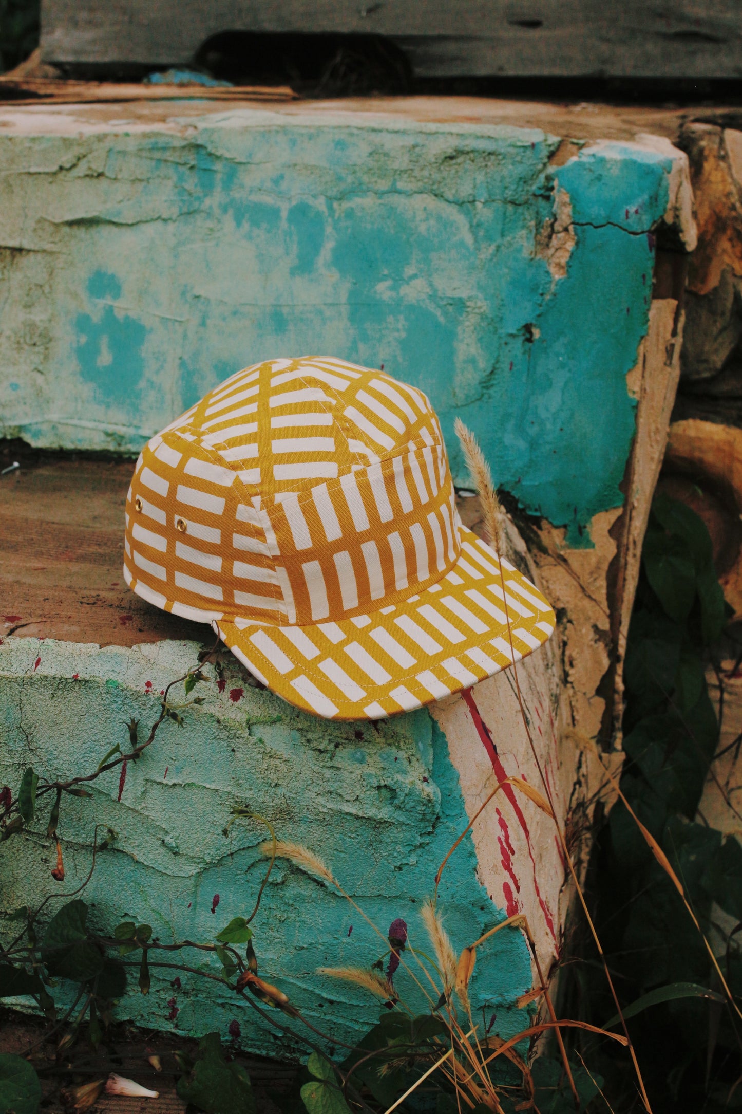 Mustard grid print 5-panel hat