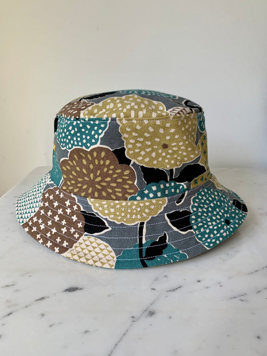 Oversize floral print bucket hat