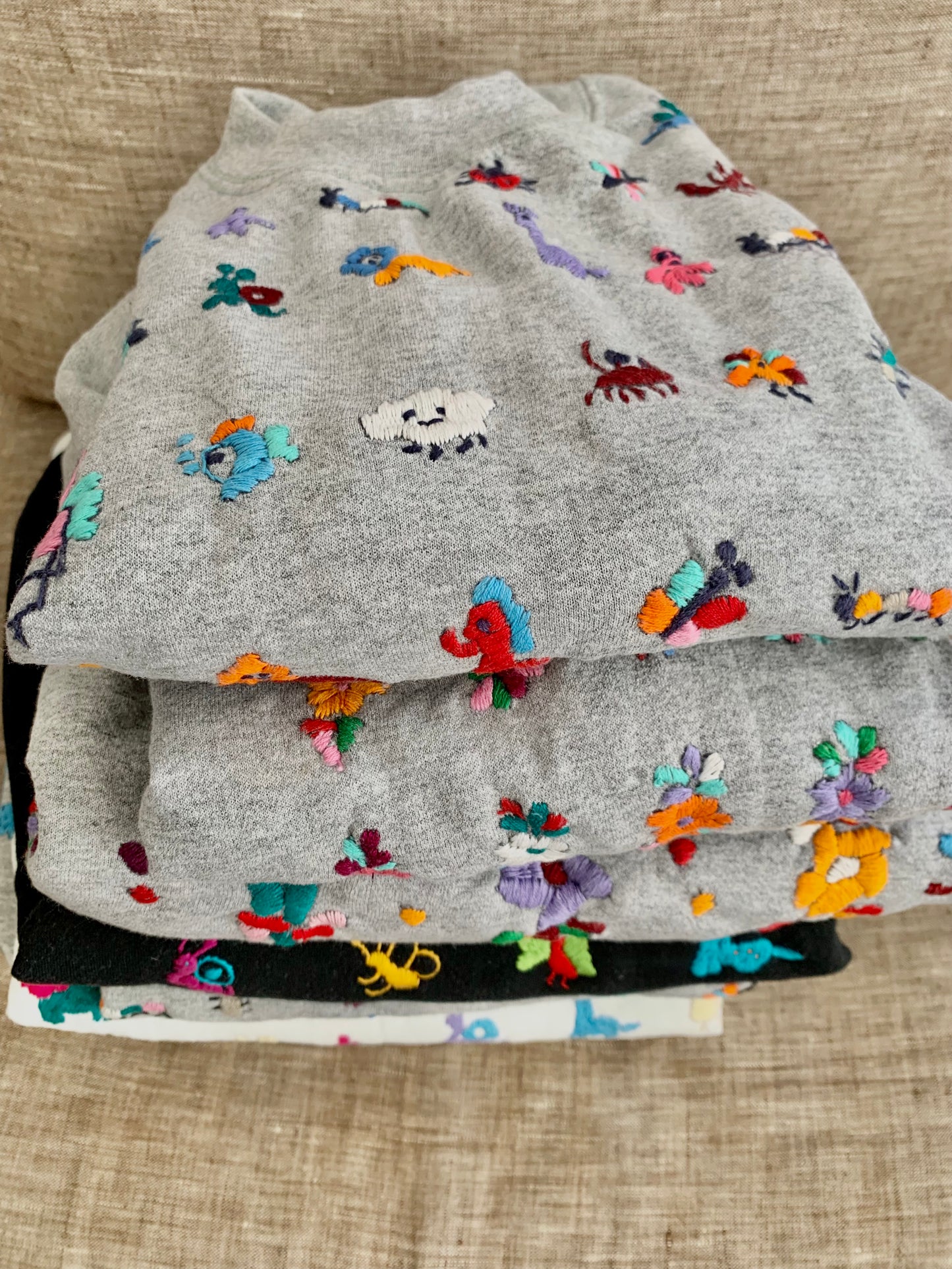 Kids hand embroidered animal sweatshirt